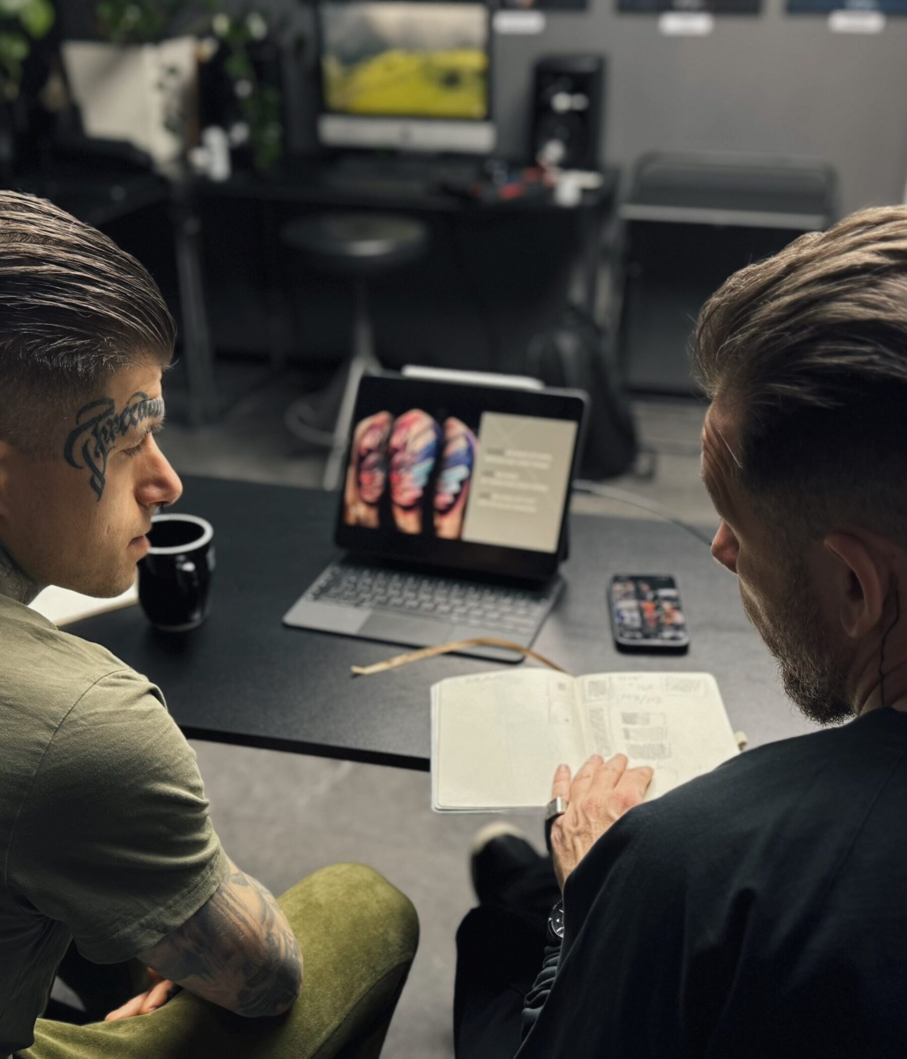 {"tiktok_developers_3p_anchor_params":"{"filter_id":["190524926"],"template_id":"","capability_extra_v2":{"filter":[{"effect_id":"190524926","resource_id":"7330530481156395521","origin":"heycan"}],"edit":[{"panel":"composition"}]},"client_key":"awgvo7gzpeas2ho6","capability_key":["edit","filter"]}","source_type":"hypic","data":{"os":"ios","filterId":"7330530481156395521","product":"retouch","appversion":"7.7.0","imageEffectId":"","playId":"","infoStickerId":"","enter_from":"enter_launch","stickerId":"","pictureId":"D126B0D4-9487-4D03-BE03-0190CB62091F","activityName":""}}